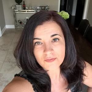 Meet your Posher, Anabela